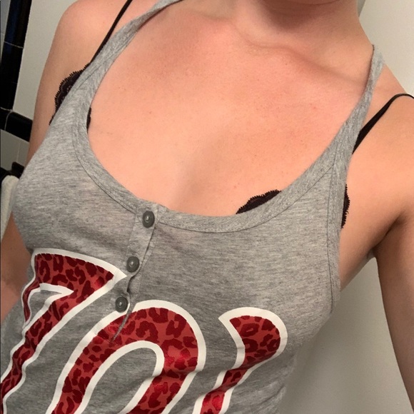 Shiny red leopard Nationals tank top - Picture 5 of 6